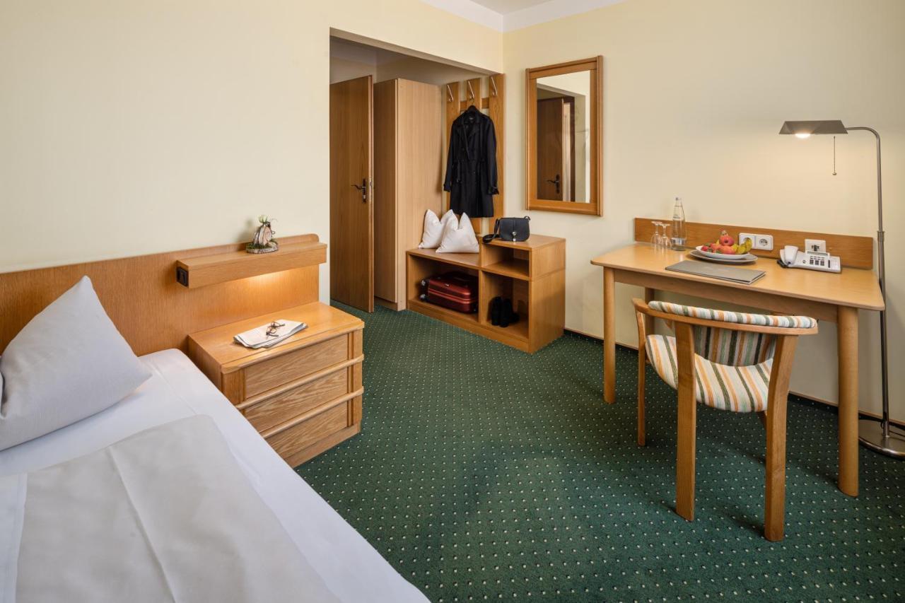 Hotel Zur Post バート・アプバッハ 部屋 写真