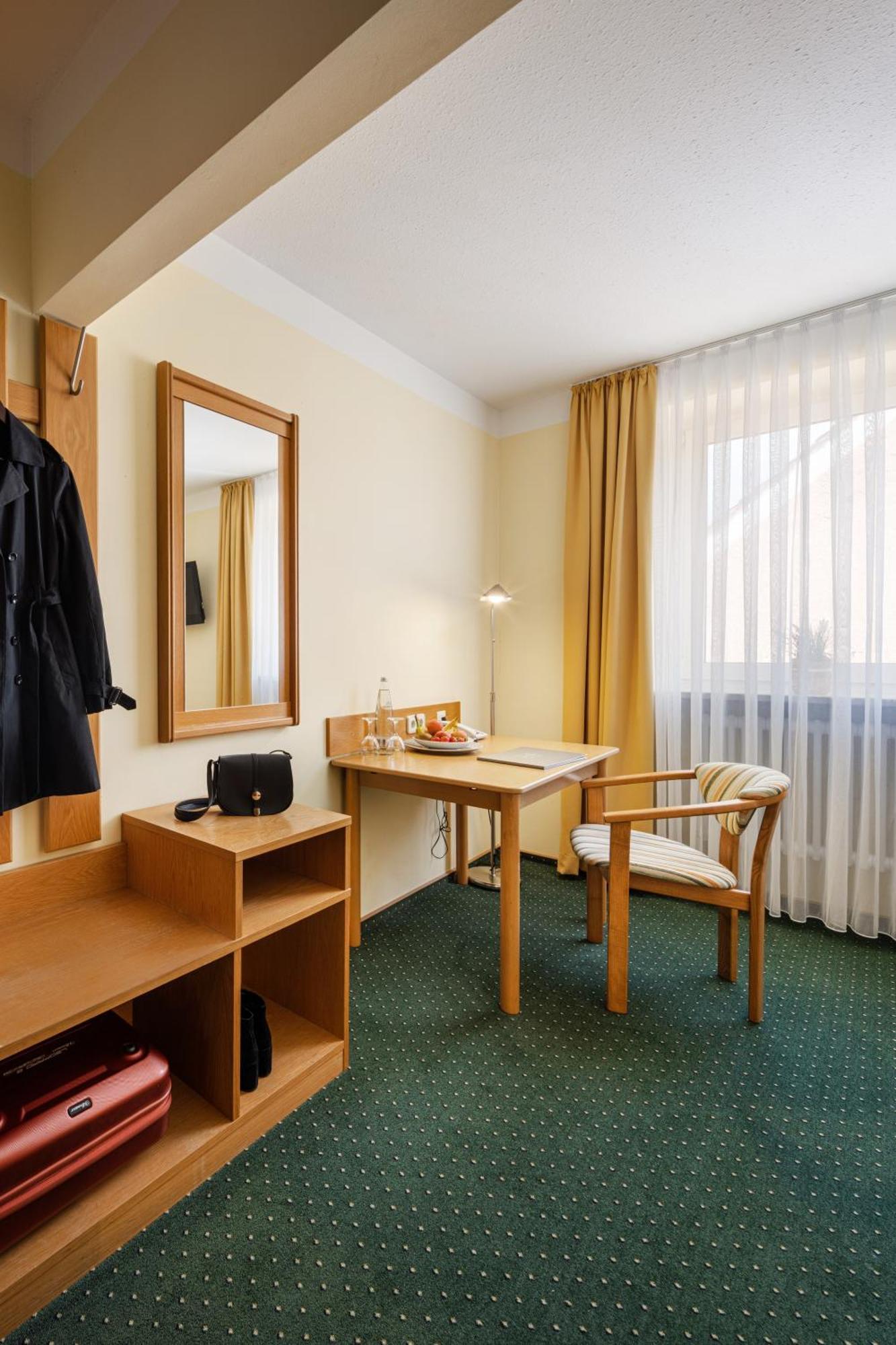Hotel Zur Post バート・アプバッハ 部屋 写真